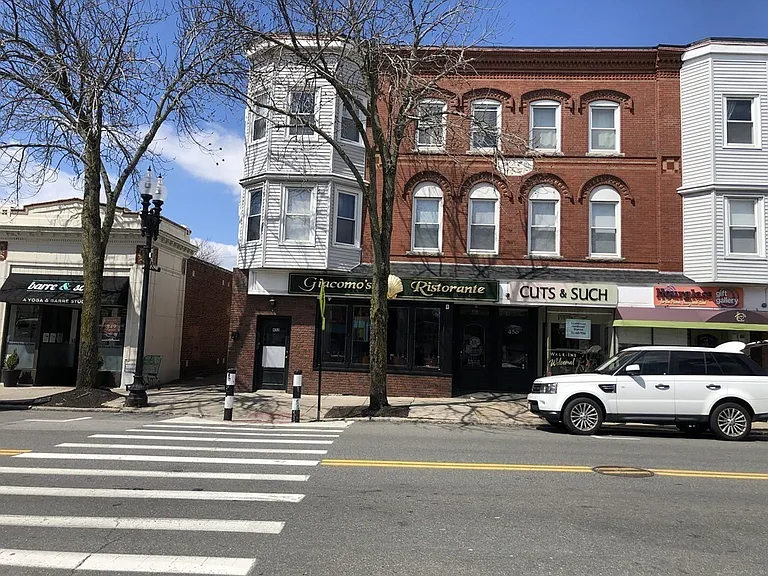 452 Main St #3 — Photo 7