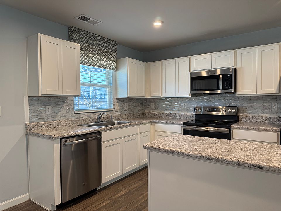 1st image of 5202 Austin Knoll Ct