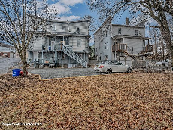 4th image of 1200 Main St
