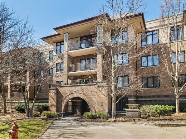 9200 E Prairie Rd APT 209, Evanston, IL 60203
