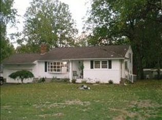 30 Meadow Ln, Flemington, NJ 08822