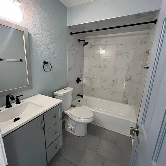 810 Kings Ct #D — Photo 7