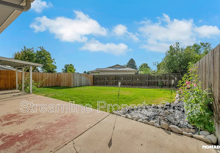 10136 W Keene Ave — Photo 4