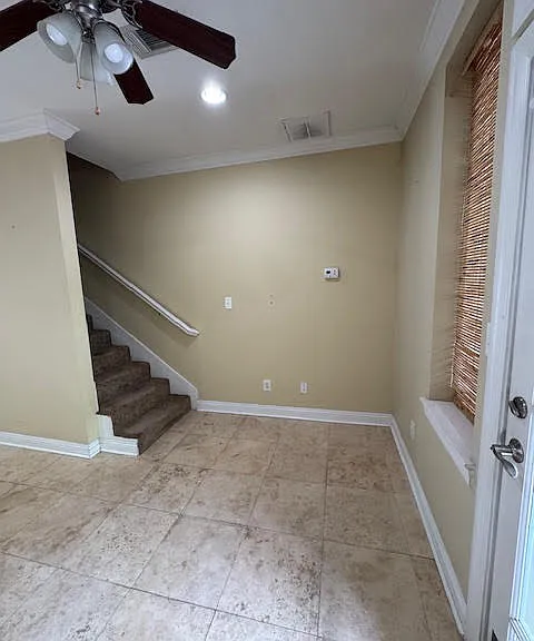 922 Porter Ave #205 — Photo 4