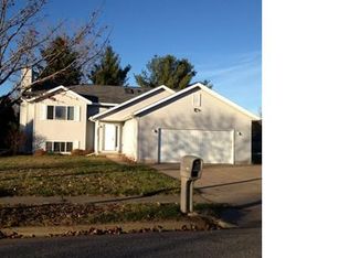 1822 Sierra Dr S, Eau Claire, WI 54701