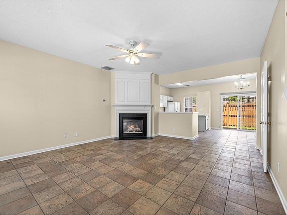 4th image of 103 Waterford Park Dr