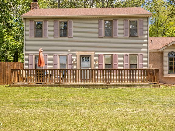 3rd image of 1304 S County Road 375 E