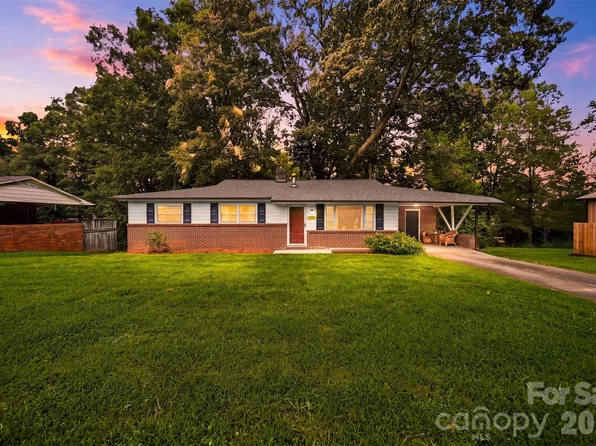 1920 30th St NE, Hickory, NC 28601