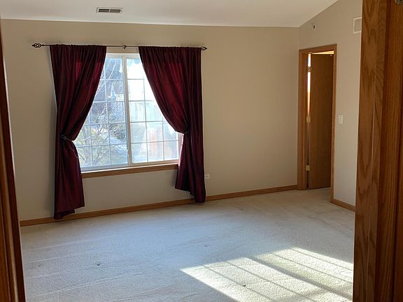 5th image of 510 Blue Springs Dr