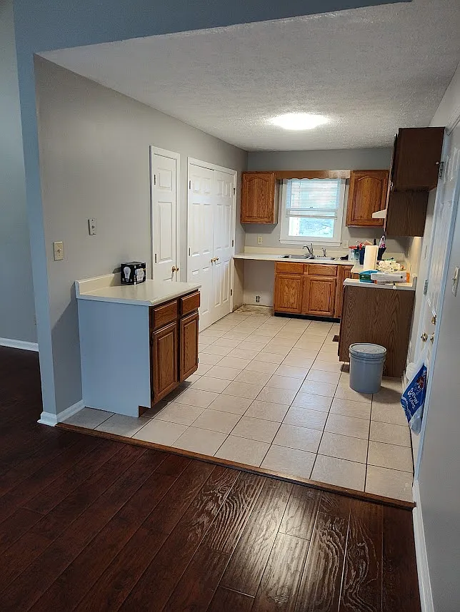 3 bed, 1165 sqft, $1,750 — Photo 3