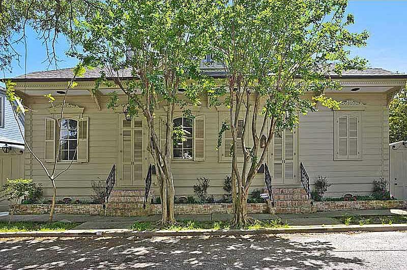 1st image of 3010-12 Bell Street