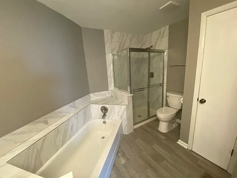 2111 Camden Ln #2111 — Photo 13