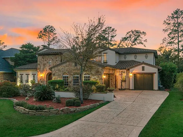 38 N Player Manor Cir, The Woodlands, TX 77382