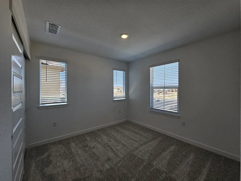 3569 Vestland Way — Photo 13