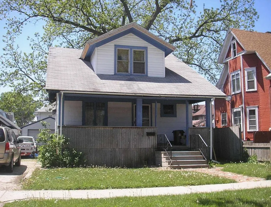 5116 21st Ave photo 1