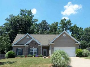 389 Slate Dr, Boiling Springs, SC 29316