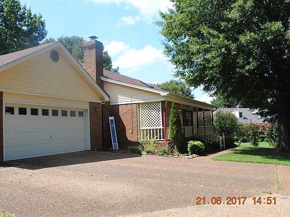 4th image of 3 White Oak Cir