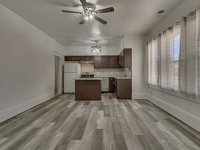 1500 Watt St — Photo 10
