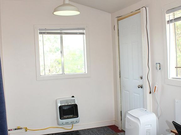 4th image of 208 Cheyenne Ave