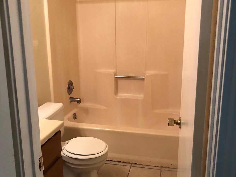 1st image of 14439 Edgemont St