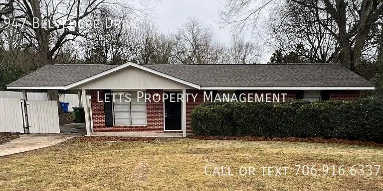947 Belvedere Dr — Photo 1