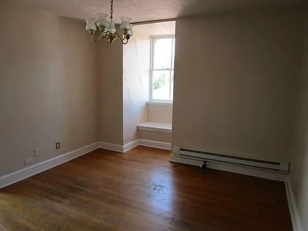 337 N Potomac St #3 — Photo 8