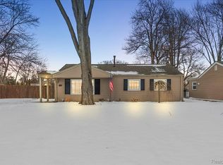 37106 Farley St, Clinton Township, MI 48036
