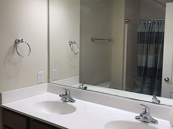 4th image of 107 Auburn Dr