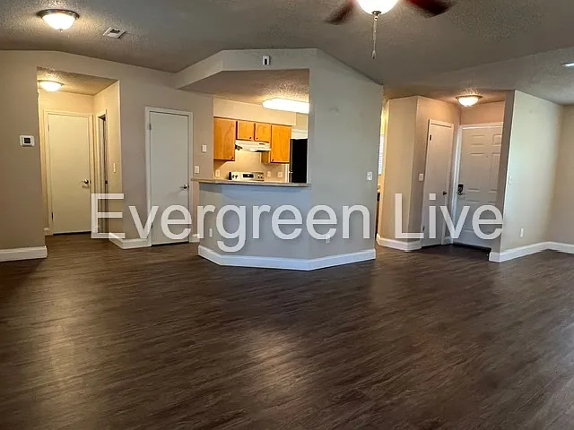 117 Willow Gardens Ct — Photo 5