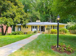 1537 Forest Villa Ln, Mc Lean, VA 22101