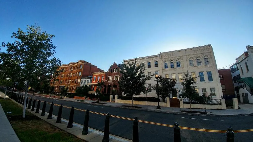 11 2nd Street NE Apt 304 — Photo 4