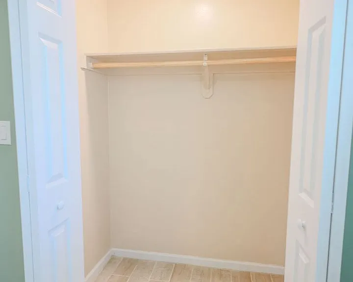 1421 N. Louis Ave — Photo 20