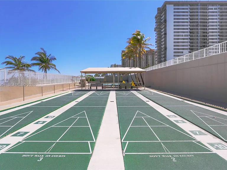 1950 S Ocean Dr #3D — Photo 29
