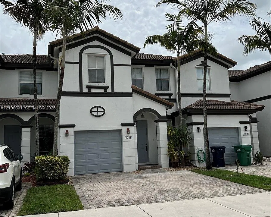7731 NW 114th Pl