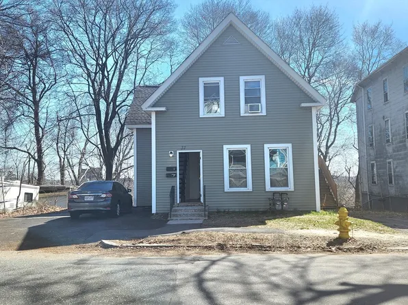 37 Richard St, Worcester, MA 01610