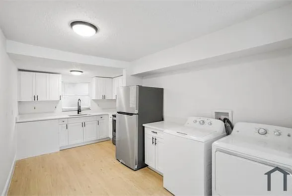 2 bed, $1,595 — Photo 2