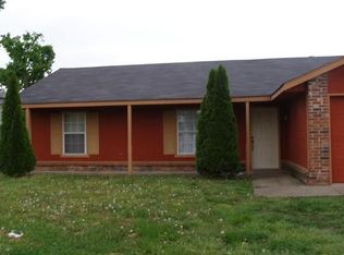 1705 S G St, Rogers, AR 72756