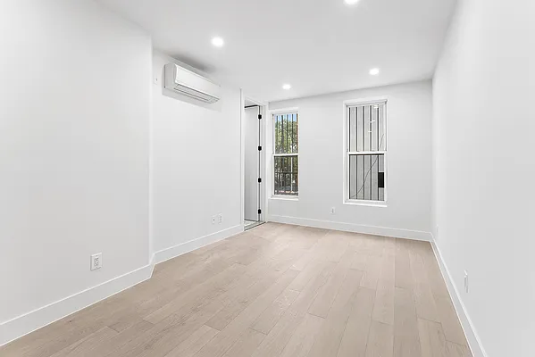 Rented by Douglas Elliman | media 20