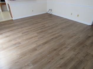 9404 Ionic Ct, Jeffersontown, KY 40299