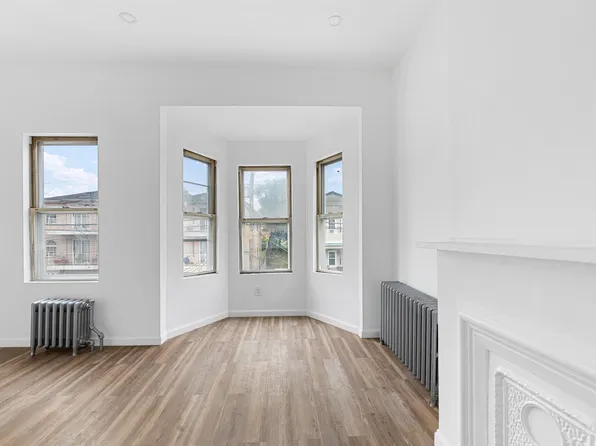 246 Clerk Street image 18 of 27