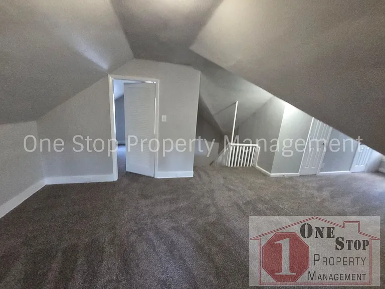 7111 Brooklyn Ave — Photo 23