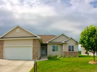 5205 41st St, Columbus, NE 68601