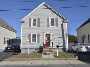 77 Endicott St, Lowell, MA 01854