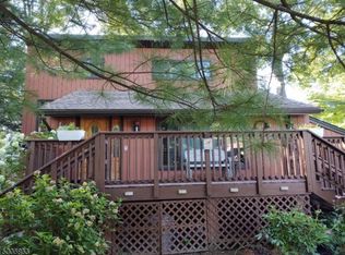 25 Broad Ave, Stanhope, NJ 07874