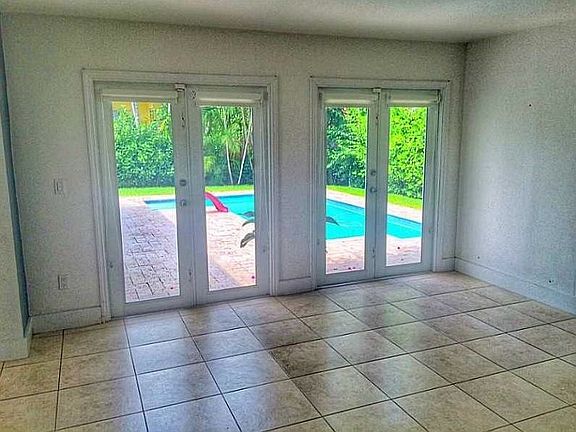 5th image of 1529 Sopera Ave