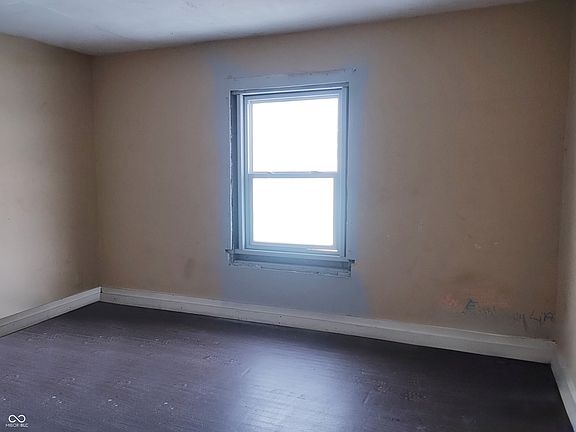 5th image of 550 N Lasalle St