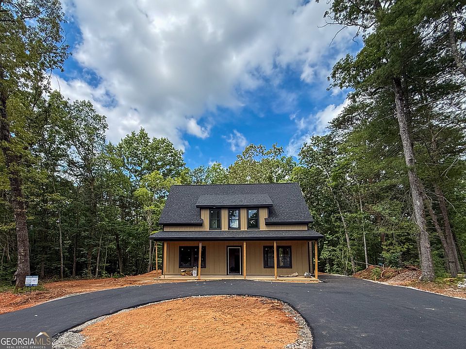 2nd image of 141 Forest Glen Dr