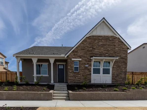 3052 El Capitan Dr, Marina, CA 93933