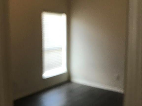 4th image of 1420 Piedmont Dr