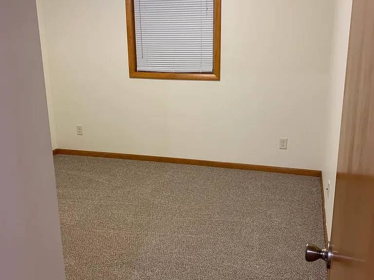 1531 Buffalo St — Photo 14